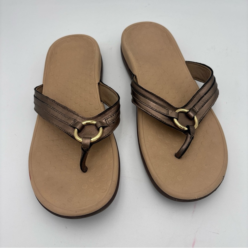 Vionic Bronze and Beige Sandals‎